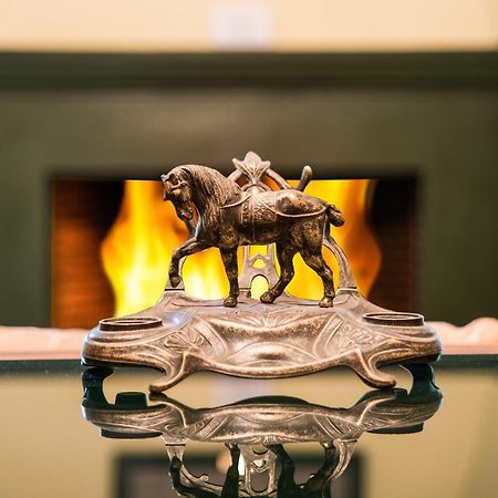Hotel Torre Camigliati Dimora Storica à Camigliatello Silano Extérieur photo